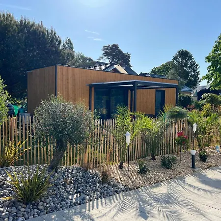 Charmante Maison A 2 Pas De La Avec Son Jardin Pour 2 Adultes Et 2 Enfants Merville-Franceville-Plage