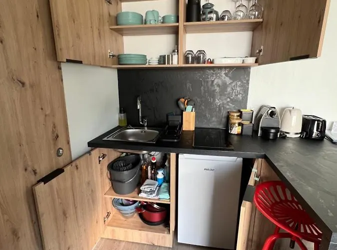 Charmante Maison à 2 Pas De La Avec Son Jardin Pour 2 Adultes Et 2 Enfants * Merville-Franceville-Plage